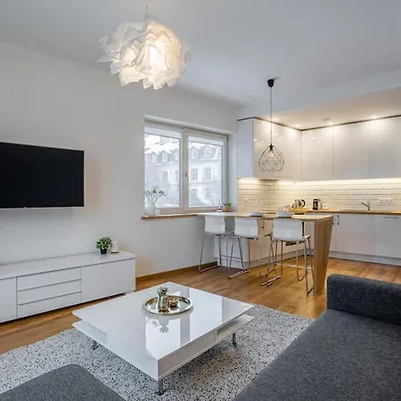Domillion 1bdr Lovely With Parking &lift B9a4 * Wilna