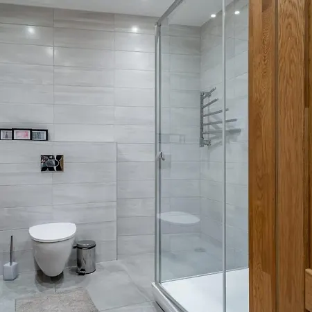 Domillion 1bdr Lovely With Parking &lift B9a4 Appartement Vilnius