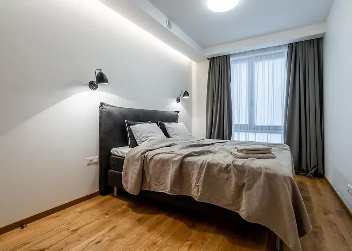 Domillion 1bdr Lovely With Parking &lift B9a4 * Wilno