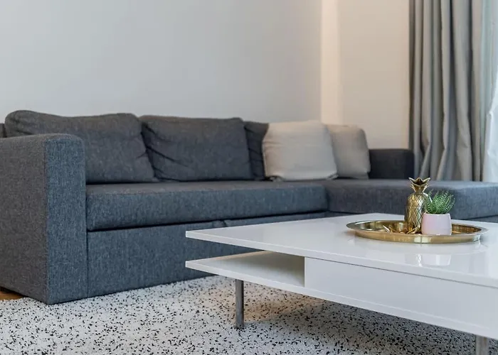 Apartment Domillion 1bdr Lovely With Parking &lift B9a4